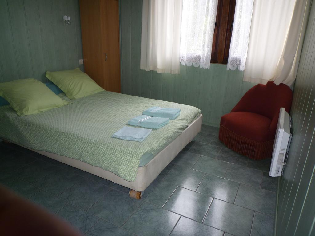 Chalet Du Montal Dun-les-Places Habitación foto